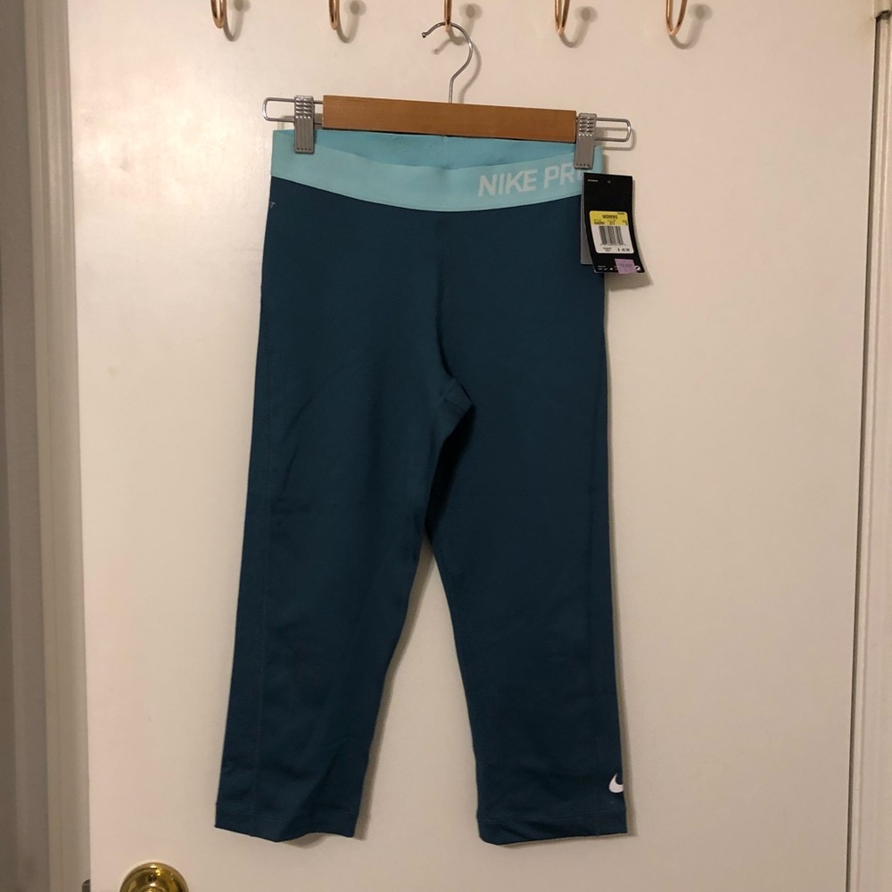 Nike pro Capri leggings